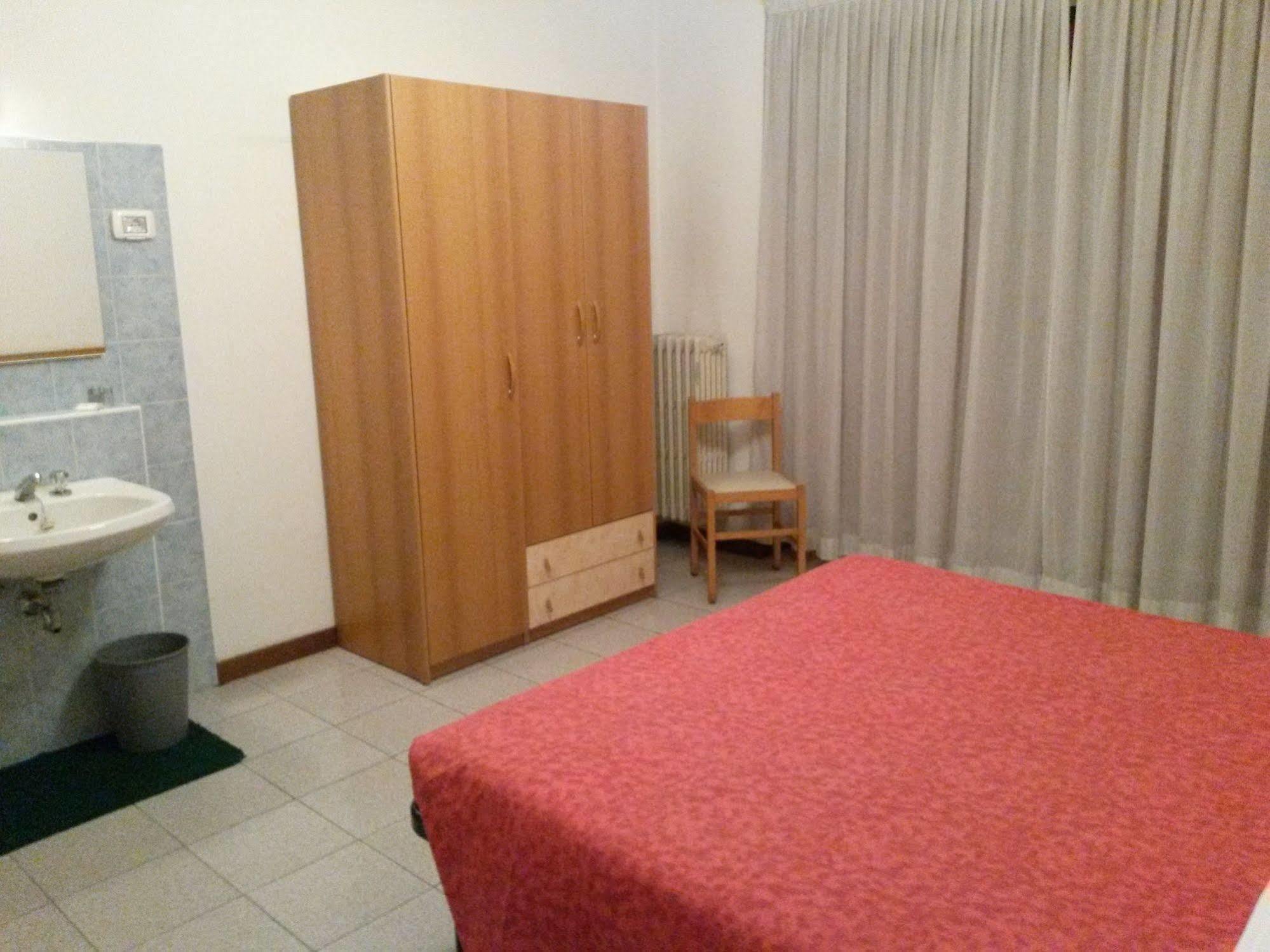 Pensione Marconi Bologna Exteriör bild